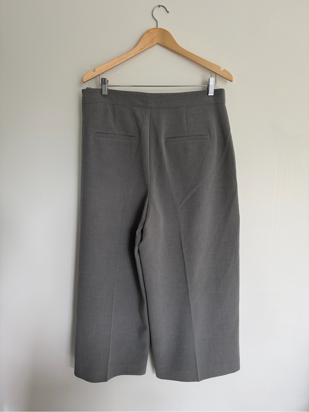 RW&CO Grey High Rise Wide Leg Culotte Pants NWT Size 14 - Picture 7 of 7